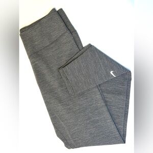 Nike Women’s Dryfit leggings. Gray. Size M.